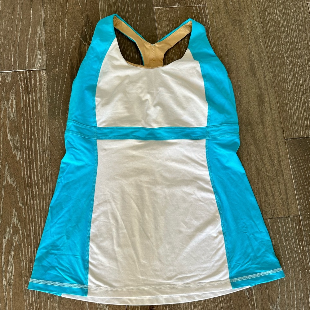 Lulu Lemon work out top- size 10